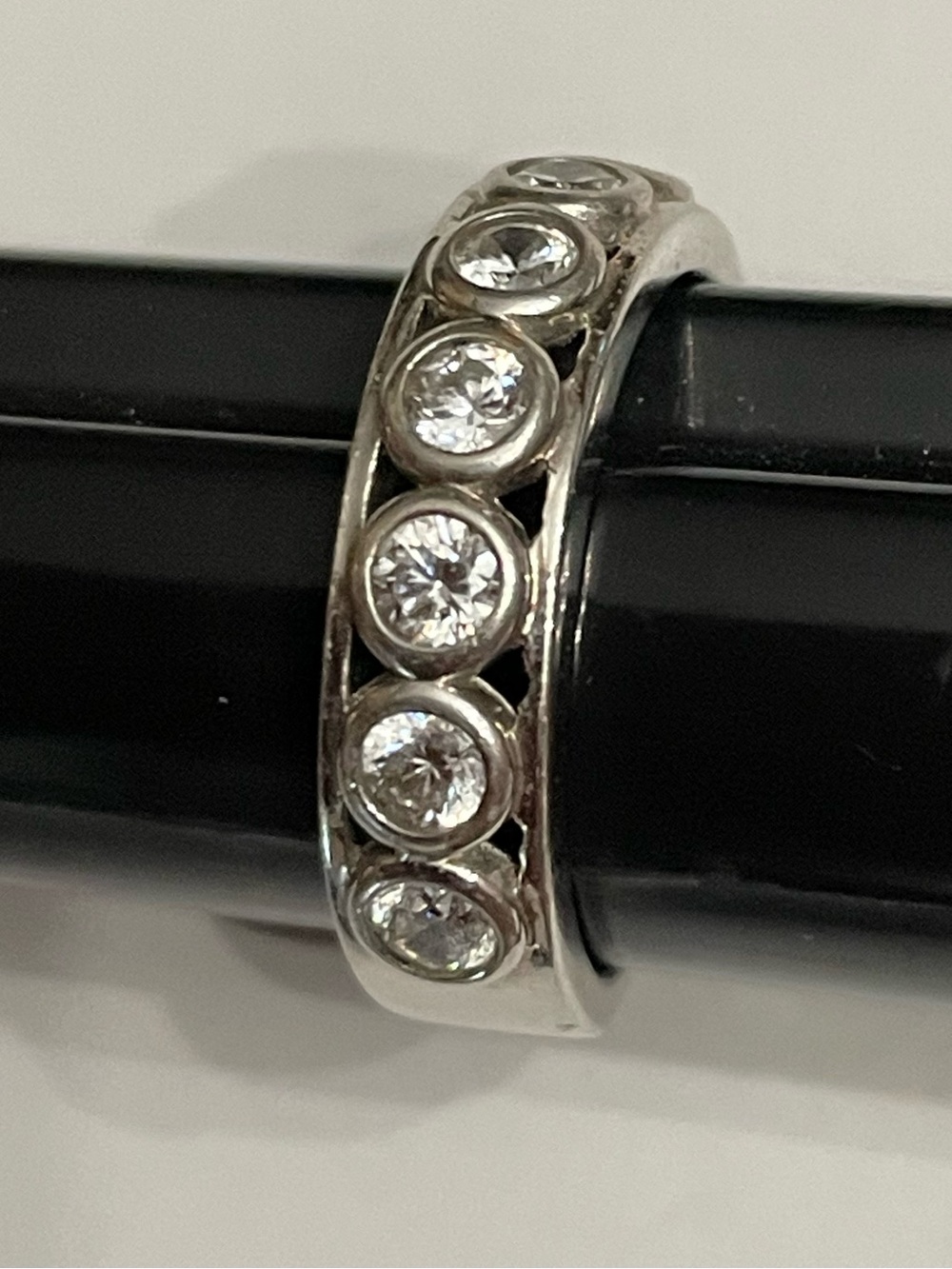 Classic Silver Band Ring with Clear Stones - Women's Jewelry size 7